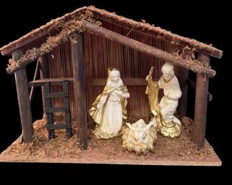 Silvestri Nativity W Wood And Moss Creche