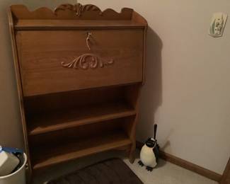 Antique Desk ( Has Key)