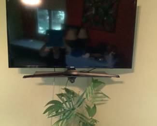  another flatscreen