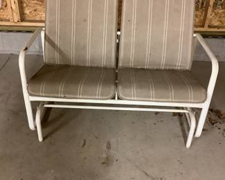  outdoor furniture