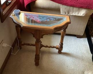  side table with engrave glass