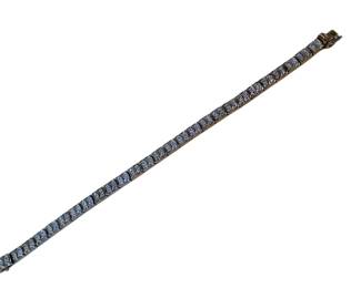 	 Tennis-style link bracelet