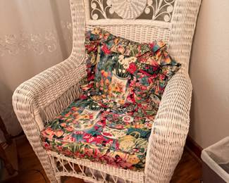 Rural Area Blue Moon Estate Sale w/ Vintage, Furniture & Art