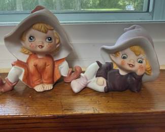 Rural Area Blue Moon Estate Sale w/ Vintage, Furniture & Art