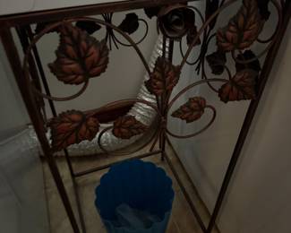 Rural Area Blue Moon Estate Sale w/ Vintage, Furniture & Art