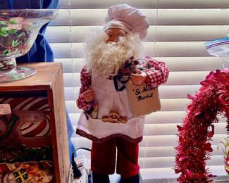 Big selection of Santa’s