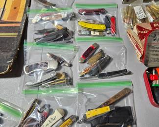 Pocket knives