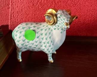 Herend Ram