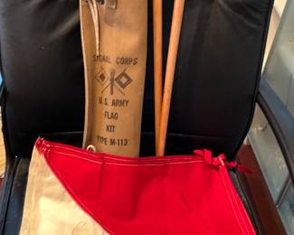 WW 2 US Army Signal Corps Flag Kit with Flags. Excellent Condition