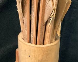 Vietnam Quiver and Arrows Excellent condition. 