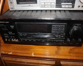 ONKYO Integra Receiver TX-DS838