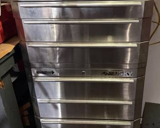 HUSKY STAINLESS STEEL CABINET IN EXCELLENT CONDITION