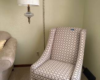 Crystal hanging lamp and side chair