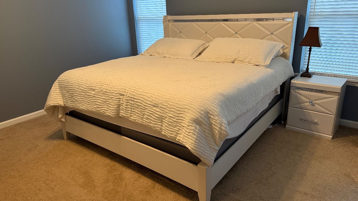 Primary suite king bed, mattress, box springs, side tables