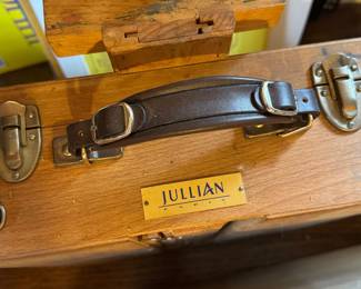 Portable artist's field easel "French easel Jullian Paris $400