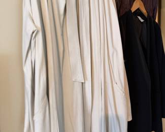 Crean colored trench coat vintage 1960'