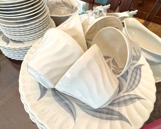 Syracuse China "Dawn" Dinnerware Set