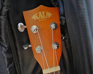 Kala KA-15S Mahogany Soprano with Gig Bag