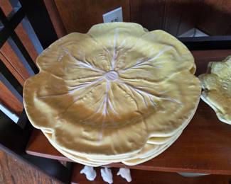 Majolica Style Yellow Floral Leaf Dinner Plates