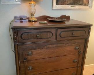 4 drawer Antique Chest
