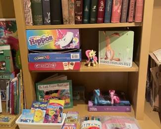 Children's games & vintage books