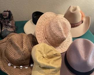 Ladies Hats - 1 Men's Stetson