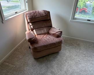 Very clean recliner chair.