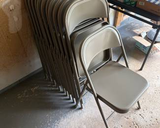 13 metal folding chairs