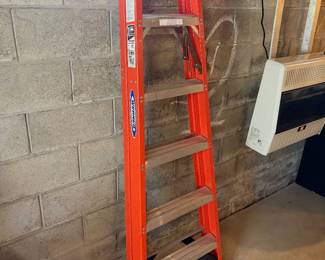 Werner 6 foot fiberglass step ladder