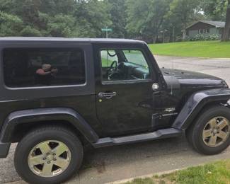 2009 jeep Wrangler Sahara