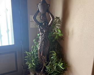 Gorgeous Torchiere Floor Lamp