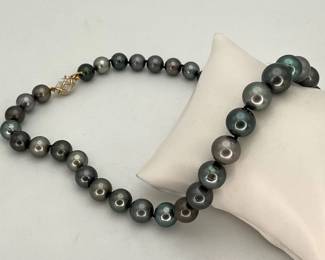 Tahitian Pearl Necklace
