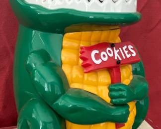Alligator cookie jar