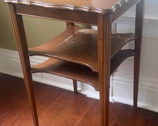 Vintage wood side table with scalloped edge