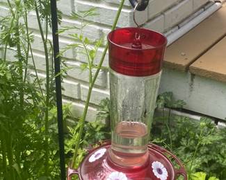 Hummingbird feeder