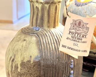 Barbara Larkin Fox Pass Pottery Studio Signed Stoneware Art Vase, Hot Springs AR, 1989