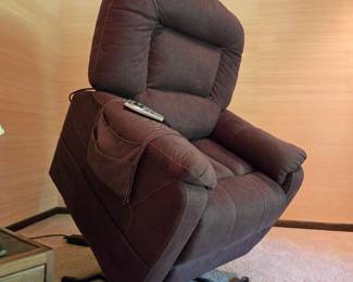 Golden Technologies Power Lift Recliner Massage Heat Chair Brown Microfiber