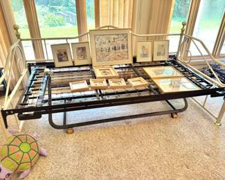 Daybed with Trundle
