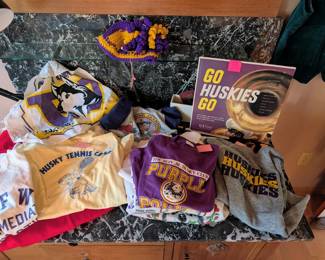 Vintage Huskies shirts and hats