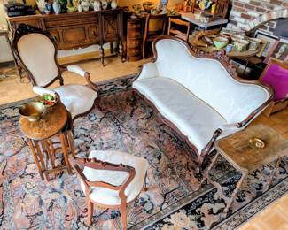 Antique Victorian couch and side chairs
