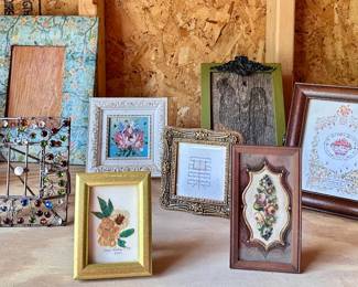 Vintage small table art (antique floral 2nd from right is gone)