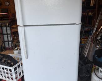 White Frigidaire fridge