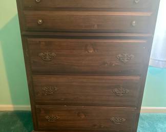 Chest of drawers
