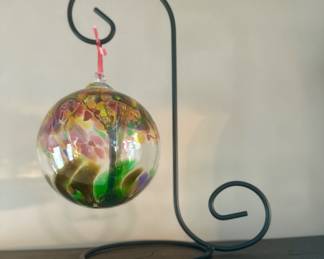 Kitras Art glass tree of enchantment ball