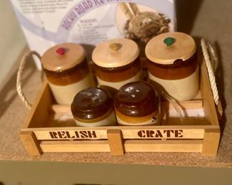 Relish crate