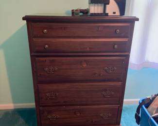 Cheat of drawers