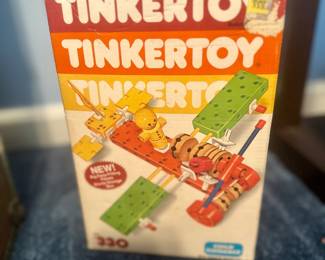 Tinkertoy set