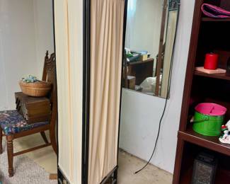 Room divider