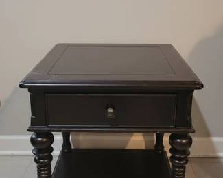 Morden Fort Farmhouse Spindle Wood Nightstand with Drawer and Shelf