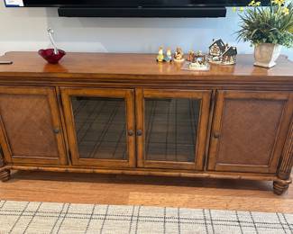 Tommy Bahama credenza / buffet matches dining table